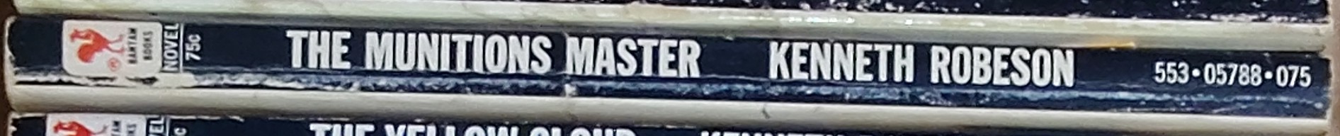 Kenneth Robeson  DOC SAVAGE: THE MUNITIONS MASTER spine of book image