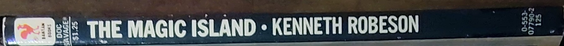 Kenneth Robeson  DOC SAVAGE: THE MAGIC ISLAND spine of book image