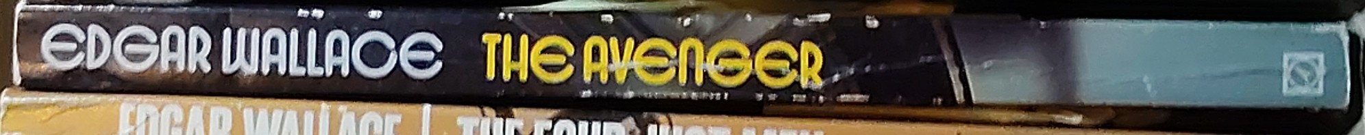 Edgar Wallace  THE AVENGER spine of book image