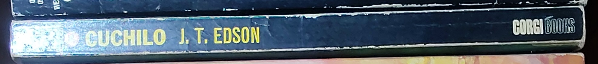 J.T. Edson  CUCHILO spine of book image