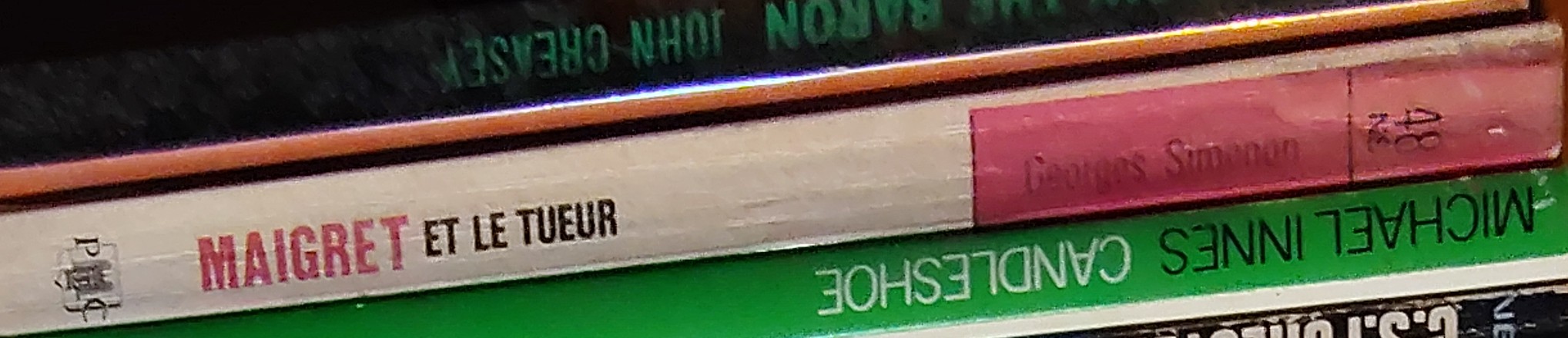 Georges Simenon  MAIGRET ET LE TUEUR spine of book image