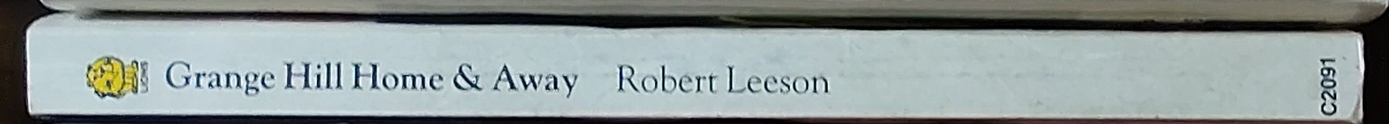Robert Leeson  GRANGE HILL HOME & AWAY spine of book image