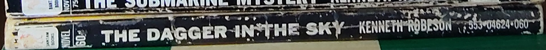 Kenneth Robeson  DOC SAVAGE: THE DAGGER IN THE SKY spine of book image