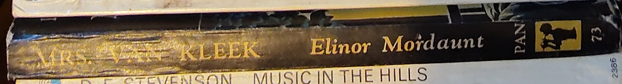 Elinor Mordaunt  MRS. VAN KLEEK spine of book image