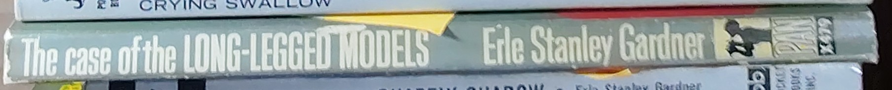 Erle Stanley Gardner  THE CASE OF THE LONG-LEGGED MODELS spine of book image