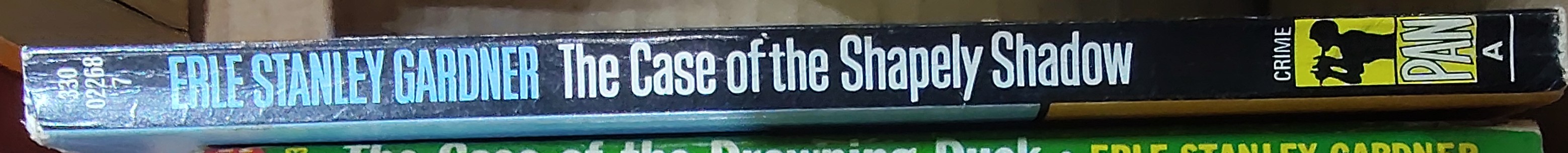 Erle Stanley Gardner  THE CASE OF THE SHAPELY SHADOW spine of book image