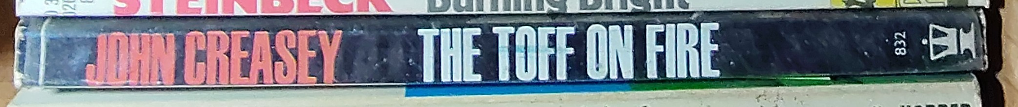 John Creasey  THE TOFF ON FIRE spine of book image