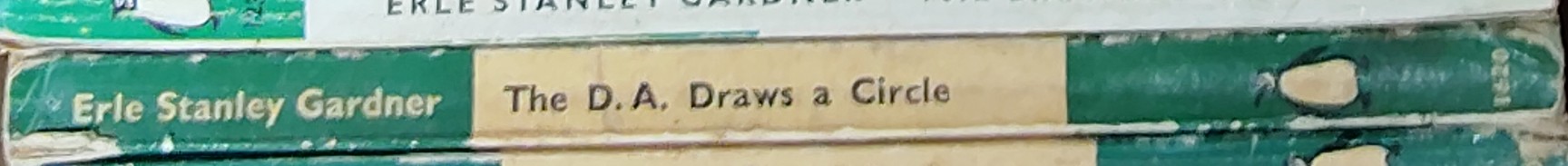 Erle Stanley Gardner  THE D.A. DRAWS A CIRCLE spine of book image