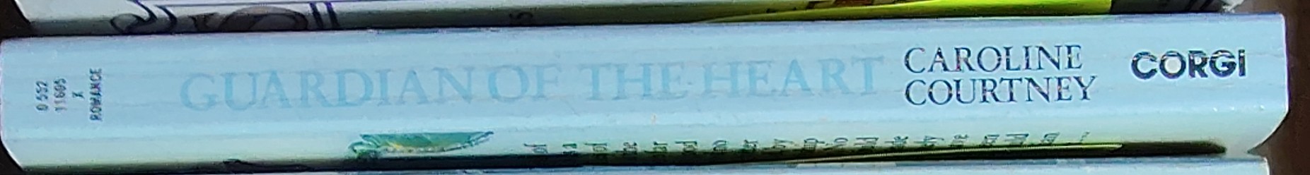 Caroline Courtney  GUARDIAN OF THE HEART spine of book image