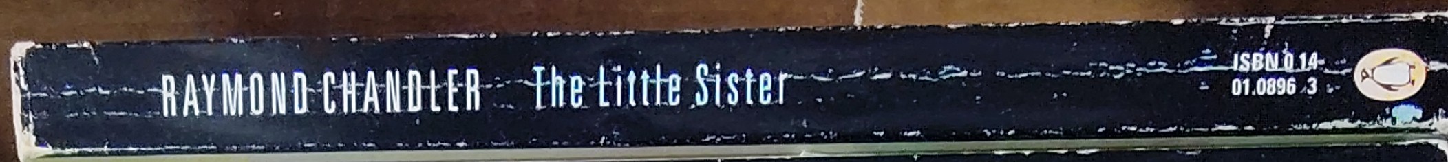 Raymond Chandler  THE LITTLE SISTER spine of book image