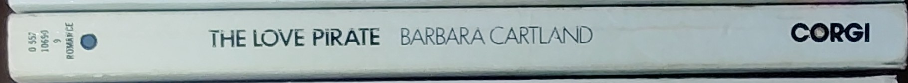 Barbara Cartland  THE LOVE PIRATE spine of book image