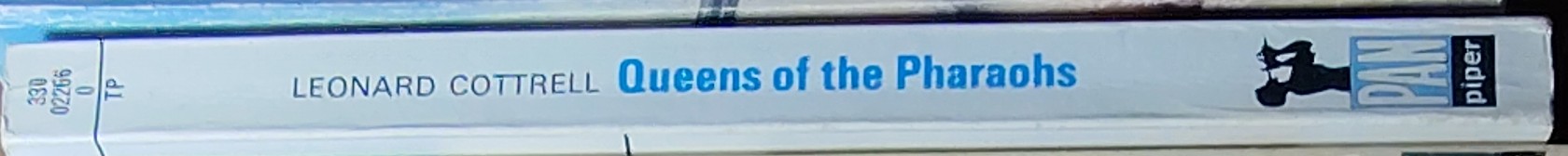 Leonard Cottrell  QUEEN OF THE PHARAOHS spine of book image