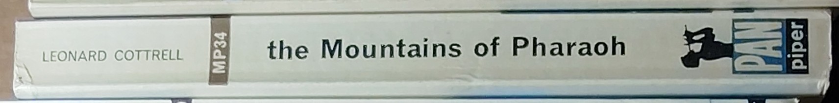 Leonard Cottrell  THE MOUNTAINS OF PHARAOH spine of book image