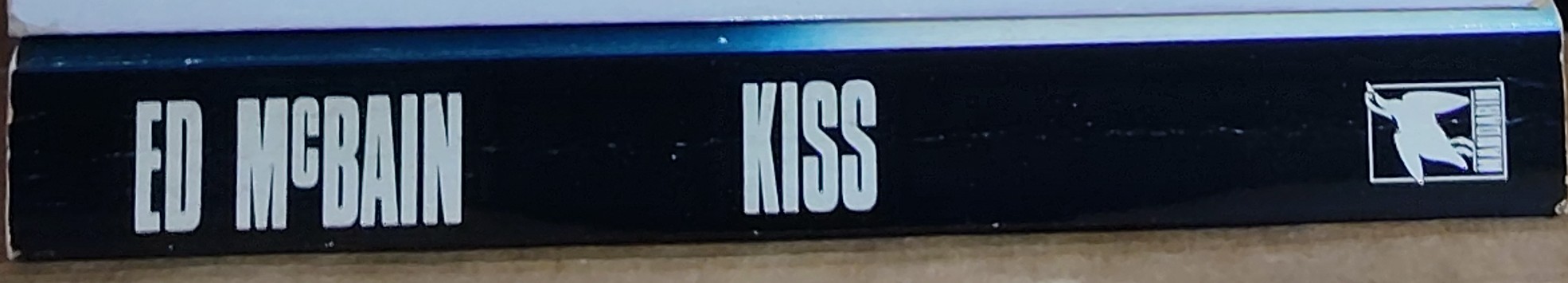 Ed McBain  KISS spine of book image