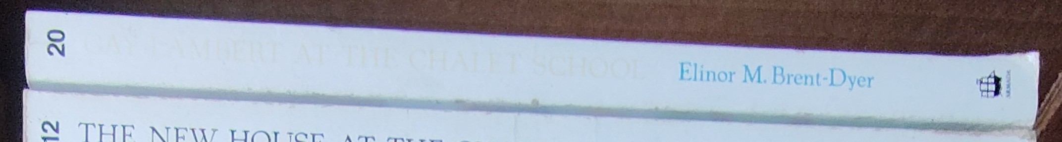 Elinor M. Brent-Dyer  GAY LAMBERT AT THE CHALET SCHOOL spine of book image