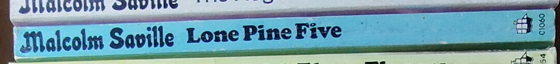Malcolm Saville  LONE PINE FIVE spine of book image