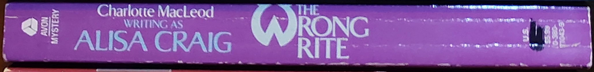 Charlotte Macleod  THE WRONG RITE spine of book image