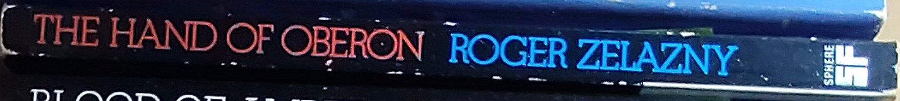 Roger Zelazny  THE HAND OF OBERON spine of book image