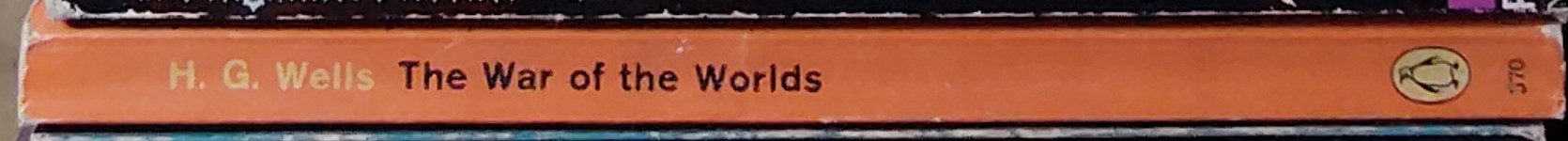 H.G. Wells  THE WAR OF THE WORLDS spine of book image