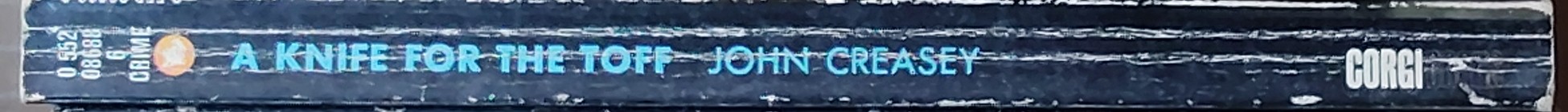 John Creasey  A KNIFE FOR THE TOFF spine of book image