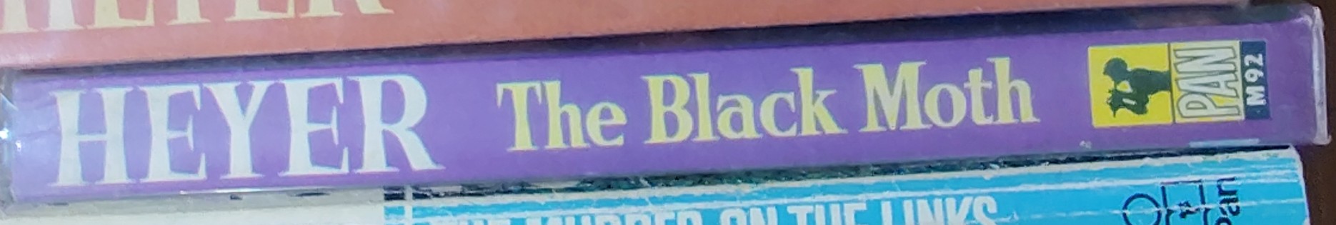 Georgette Heyer  THE BLACK MOTH spine of book image