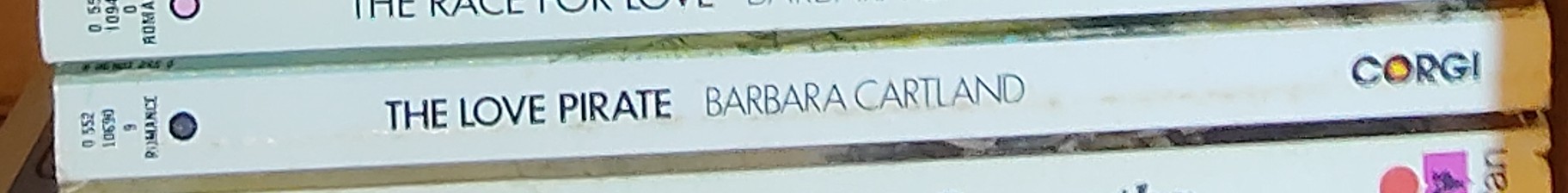 Barbara Cartland  THE LOVE PIRATE spine of book image