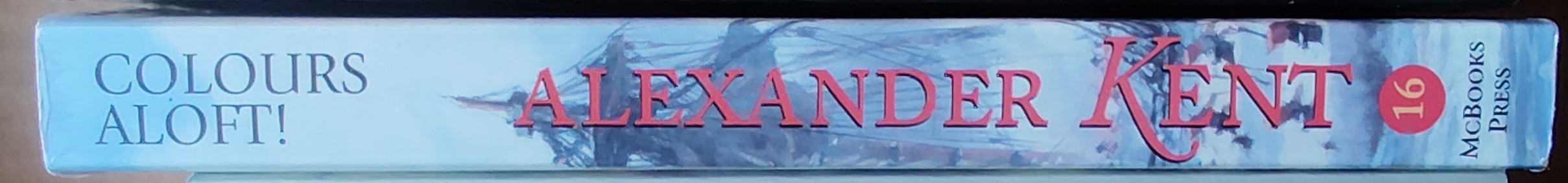 Alexander Kent  COLOURS ALOFT spine of book image