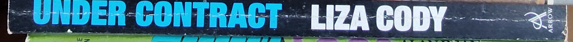 Liza Cody  UNDER CONTRACT (LWT - Imogen Stubbs) spine of book image