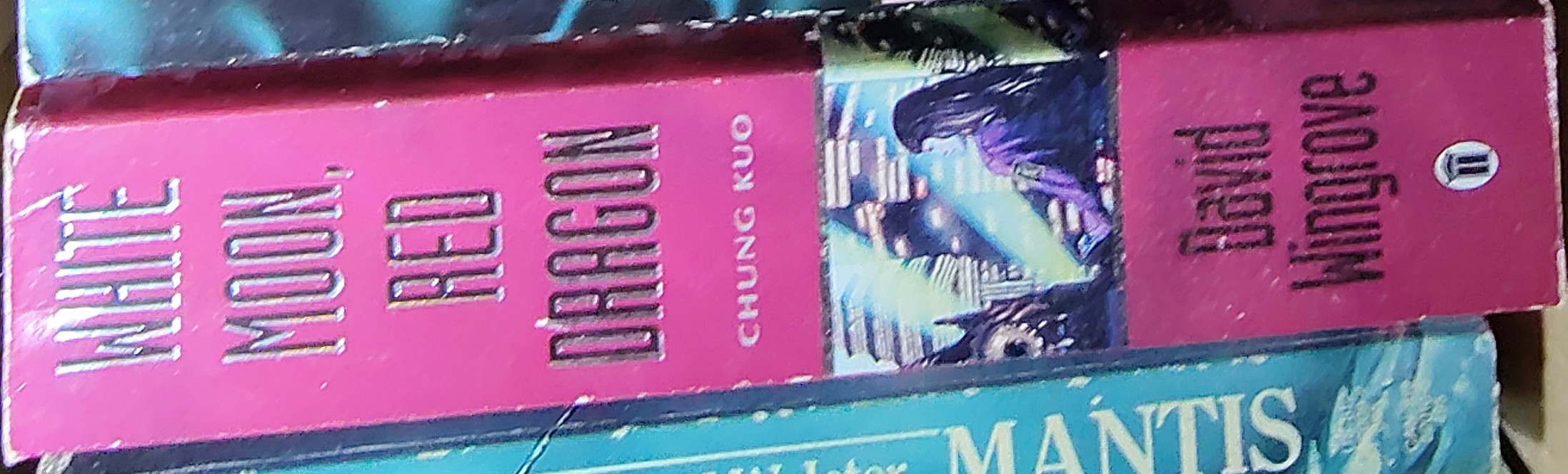 David Wingrove  WHITE MOON, RED DRAGON spine of book image