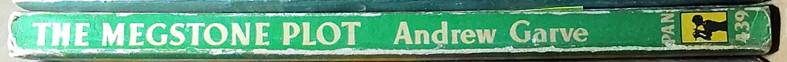 Andrew Garve  THE MEGSTONE PLOT spine of book image