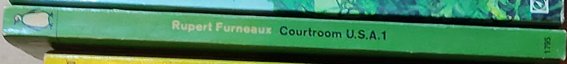 Rupert Furneaux  COURTROOM U.S.A. 1 spine of book image