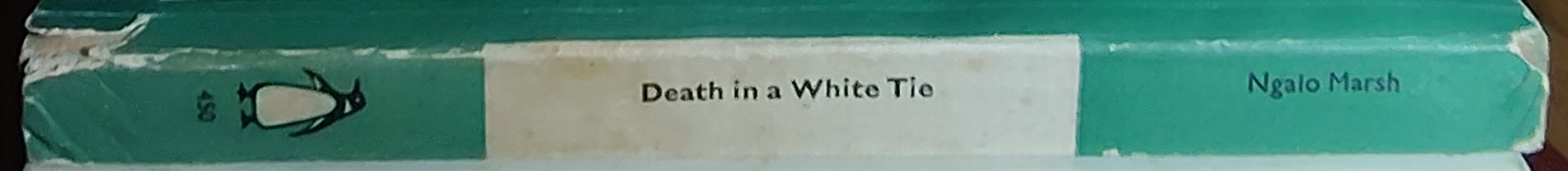 Ngaio Marsh  DEATH IN A WHITE TIE spine of book image