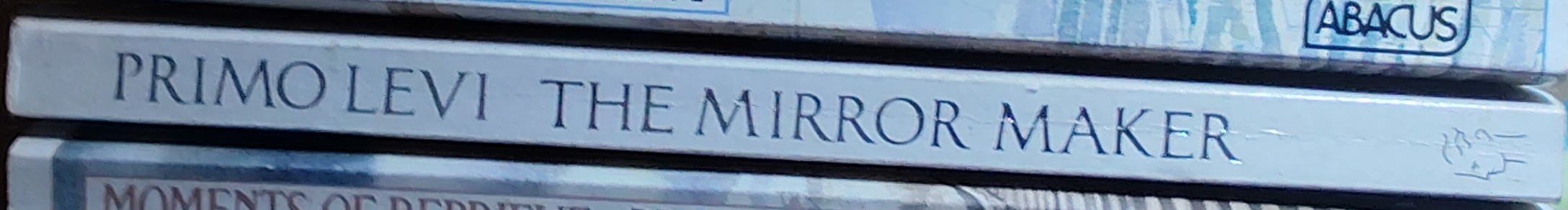 Primo Levi  THE MIRROR MAKER spine of book image