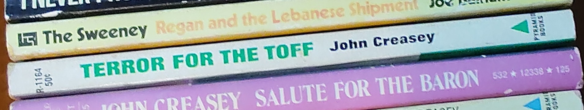 John Creasey  TERROR FOR THE TOFF [U.K. title: THE TOFF ON THE FARM] spine of book image