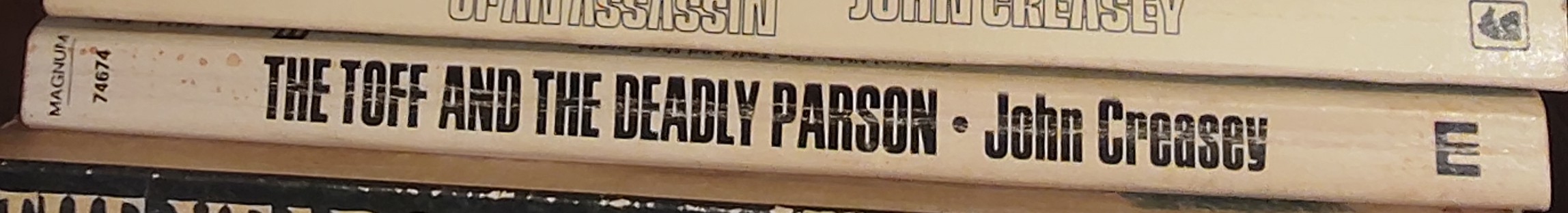 John Creasey  THE TOFF AND THE DEADLY PARSON spine of book image