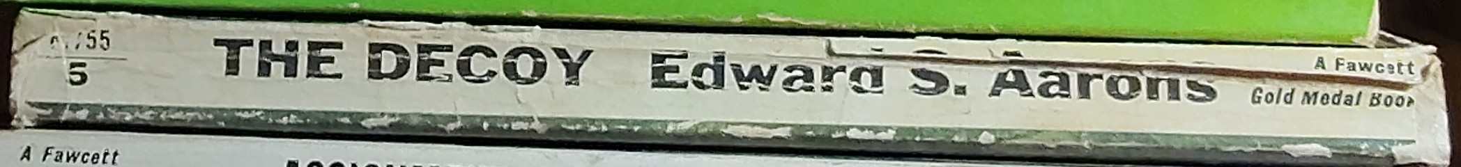 Edward S. Aarons  THE DECOY spine of book image