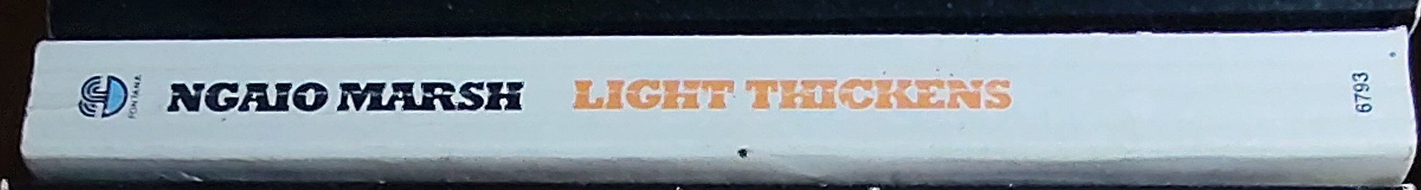 Ngaio Marsh  LIGHT THICKENS spine of book image