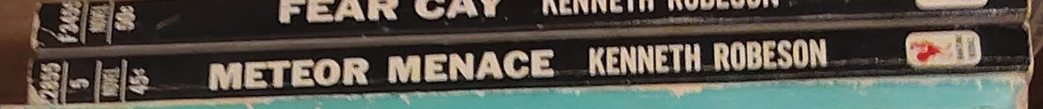 Kenneth Robeson  DOC SAVAGE: METEOR MENACE spine of book image