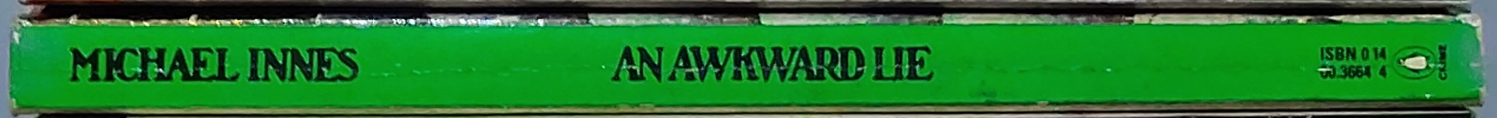 Michael Innes  AN AWKWARD LIE spine of book image