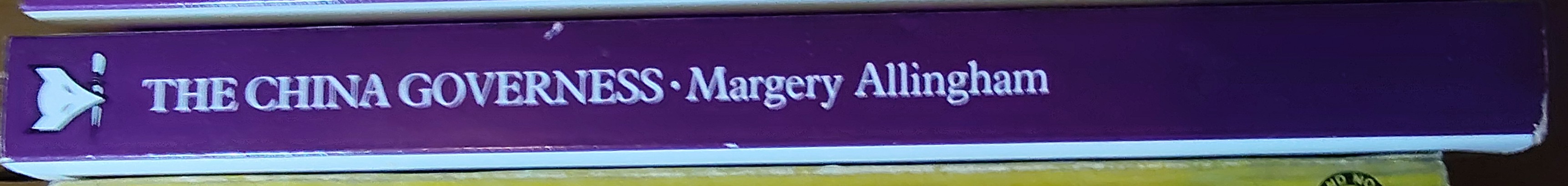 Margery Allingham  THE CHINA GOVERNESS spine of book image