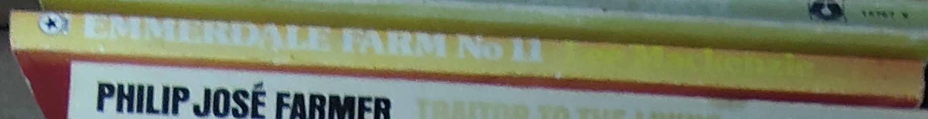 Lee Mackenzie  EMMERDALE FARM 11: LUCKY FOR SOME spine of book image