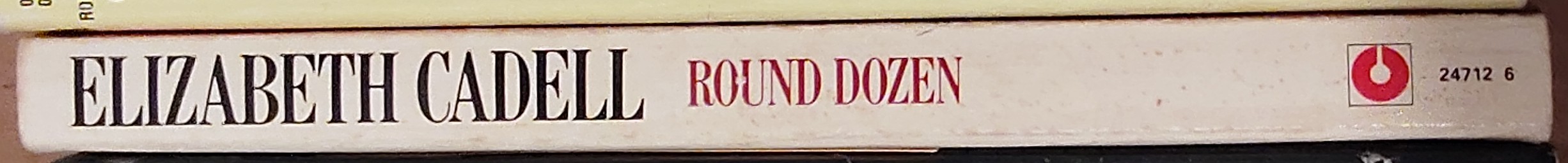 Elizabeth Cadell  ROUND DOZEN spine of book image