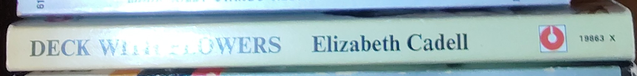 Elizabeth Cadell  DECK WITH FLOWERS spine of book image