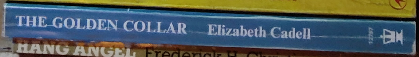 Elizabeth Cadell  THE GOLDEN COLLAR spine of book image