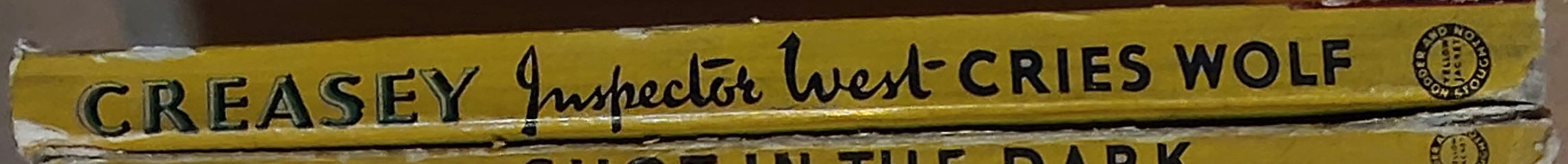 John Creasey  INSPECTOR WEST CRIES WOLF spine of book image