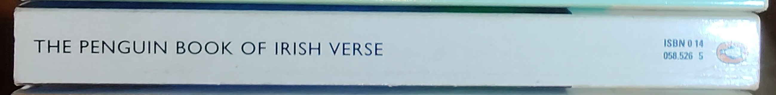 Brendan Kennelly (introduces_and_edits) THE PENGUIN BOOK OF IRISH VERSE spine of book image