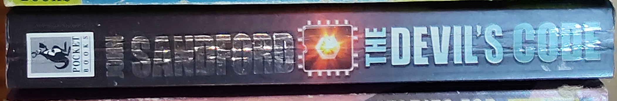 John Sandford  THE DEVIL'S CODE spine of book image