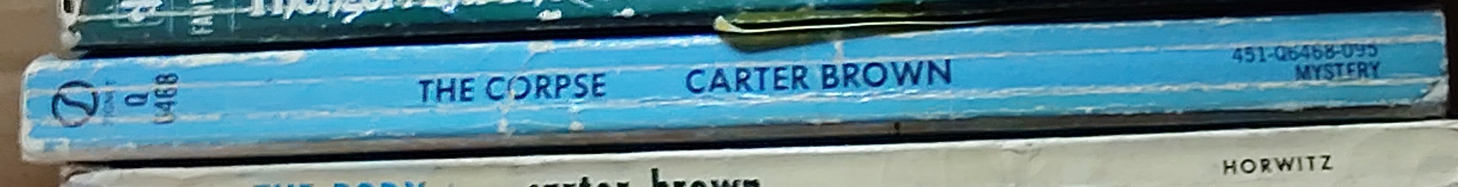 Carter Brown  THE CORPSE spine of book image
