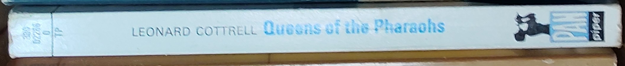 Leonard Cottrell  QUEENS OF THE PHARAOHS spine of book image