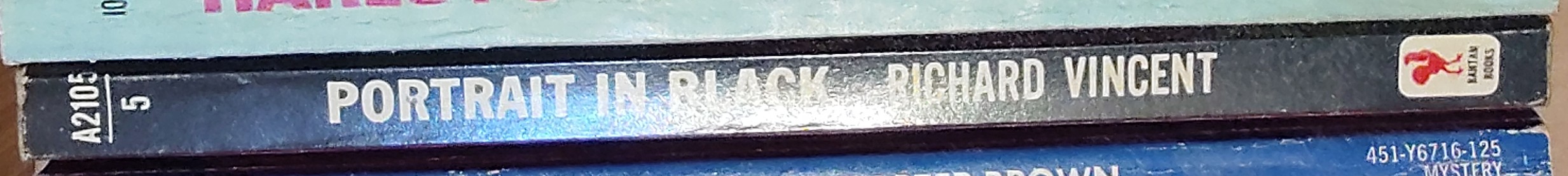 Richard Vincent  PORTRAIT IN BLACK spine of book image